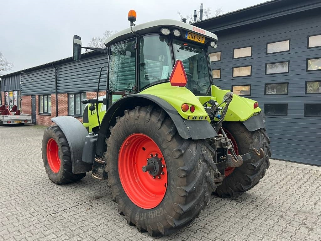 Claas Arion 630 Cebis - Traktori: kuva Claas Arion 630 Cebis - Traktori Claas Arion 630 Cebis - Traktori: kuva Claas Arion 630 Cebis - Traktori