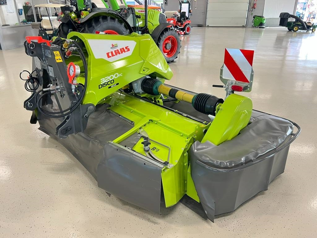 Claas Disco 9300 C + 3200 Fc Move - Niittokone: kuva Claas Disco 9300 C + 3200 Fc Move - Niittokone Claas Disco 9300 C + 3200 Fc Move - Niittokone: kuva Claas Disco 9300 C + 3200 Fc Move - Niittokone