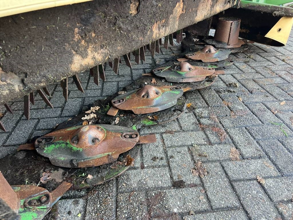 Krone Easy Cut 280 CV - Niittokone: kuva Krone Easy Cut 280 CV - Niittokone Krone Easy Cut 280 CV - Niittokone: kuva Krone Easy Cut 280 CV - Niittokone