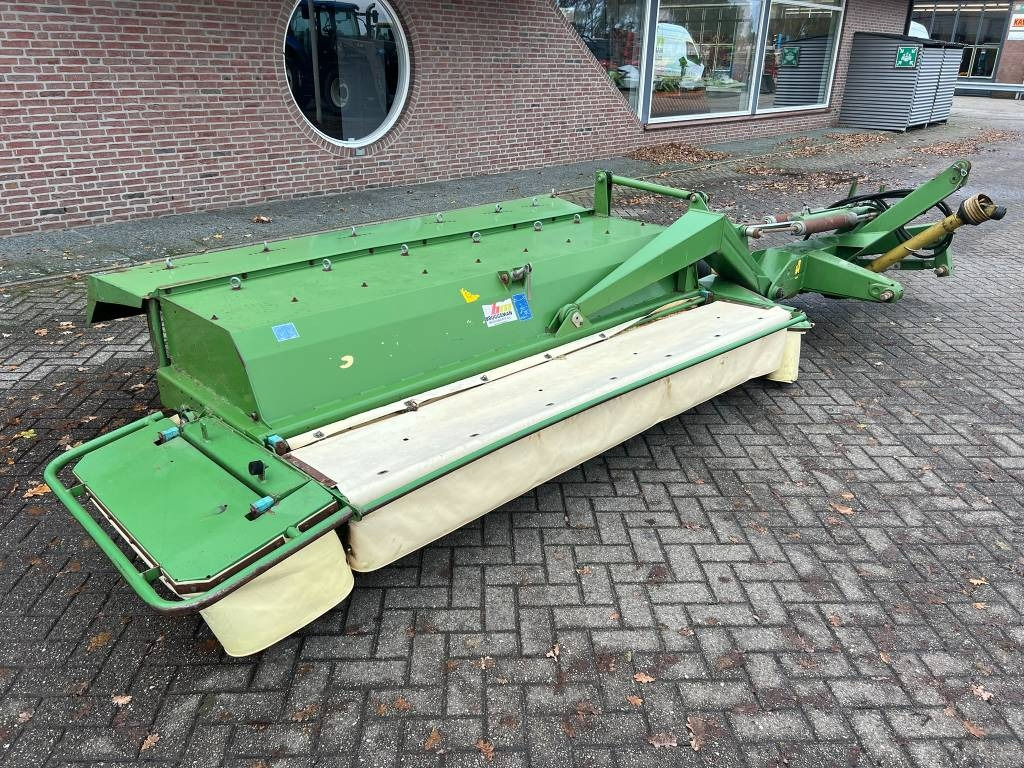 Krone EasyCut 320 CV-Q maaier - Niittokone: kuva Krone EasyCut 320 CV-Q maaier - Niittokone Krone EasyCut 320 CV-Q maaier - Niittokone: kuva Krone EasyCut 320 CV-Q maaier - Niittokone