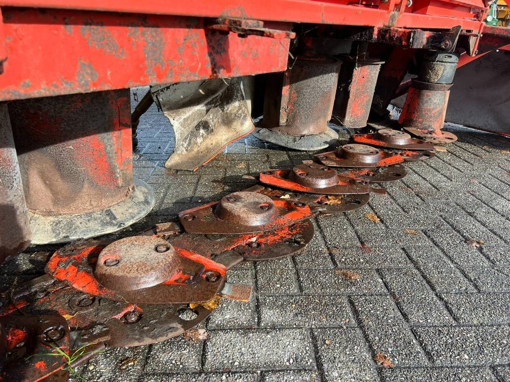 Kuhn GMD 702 F maaier  - Niittokone: kuva Kuhn GMD 702 F maaier  - Niittokone Kuhn GMD 702 F maaier  - Niittokone: kuva Kuhn GMD 702 F maaier  - Niittokone