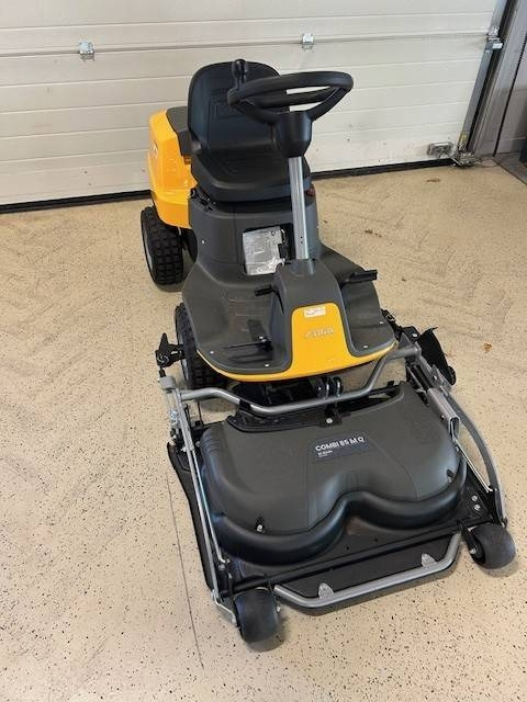 Stiga Park 300 lc Frontmaaier  - Ruohonleikkuri: kuva Stiga Park 300 lc Frontmaaier  - Ruohonleikkuri Stiga Park 300 lc Frontmaaier  - Ruohonleikkuri: kuva Stiga Park 300 lc Frontmaaier  - Ruohonleikkuri