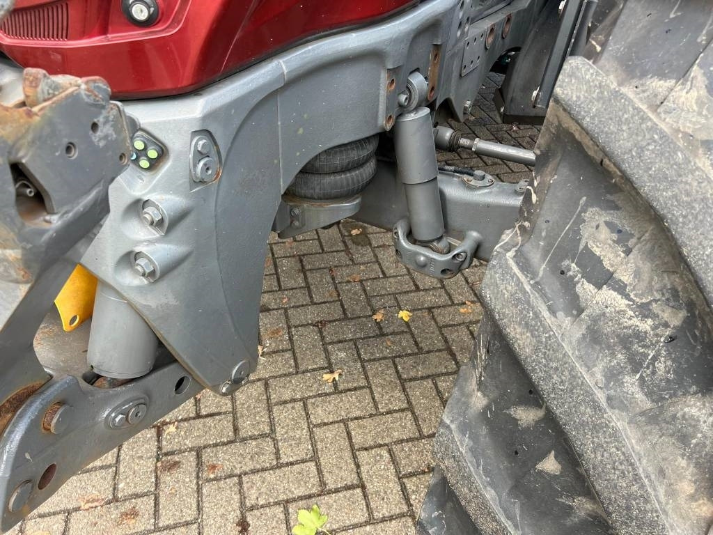 Leasing Valtra T 174 Versu  Valtra T 174 Versu: kuva Leasing Valtra T 174 Versu  Valtra T 174 Versu