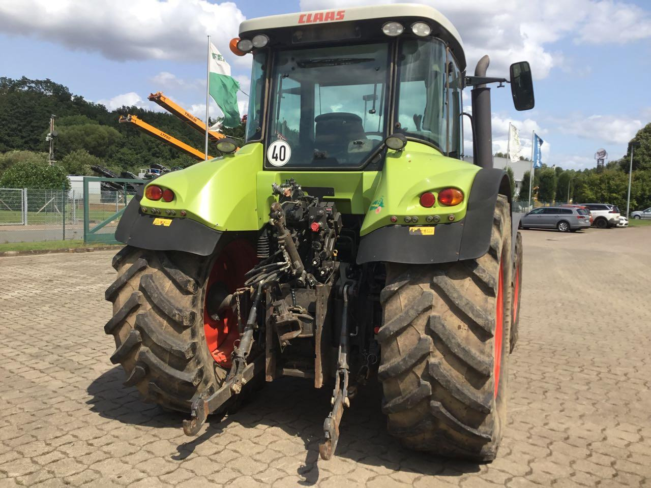 CLAAS Arion 630 - Traktori: kuva CLAAS Arion 630 - Traktori CLAAS Arion 630 - Traktori: kuva CLAAS Arion 630 - Traktori