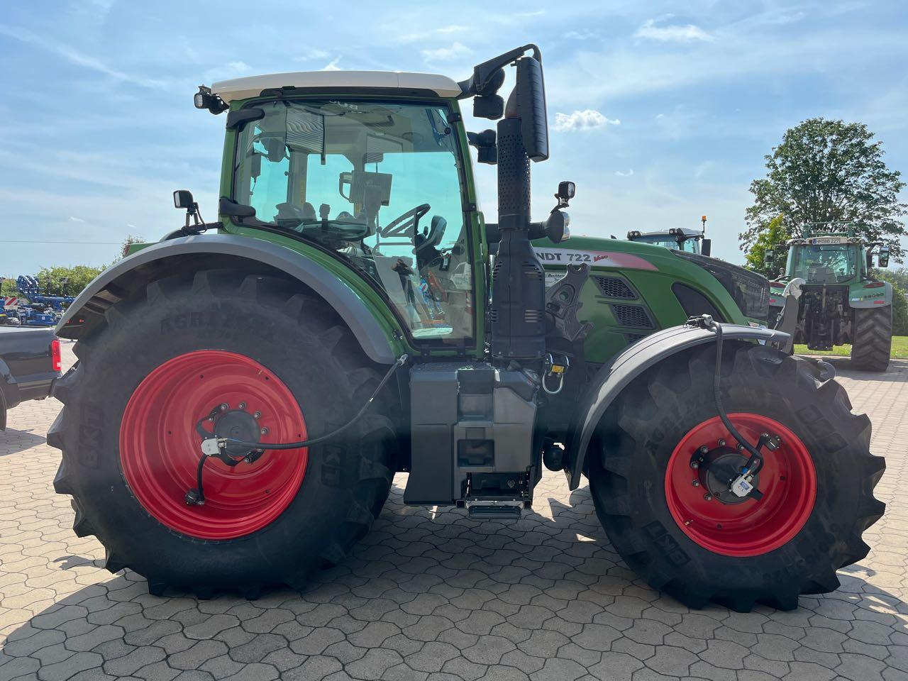 Fendt 722 Vario S4 ProfiPlus - Traktori: kuva Fendt 722 Vario S4 ProfiPlus - Traktori Fendt 722 Vario S4 ProfiPlus - Traktori: kuva Fendt 722 Vario S4 ProfiPlus - Traktori