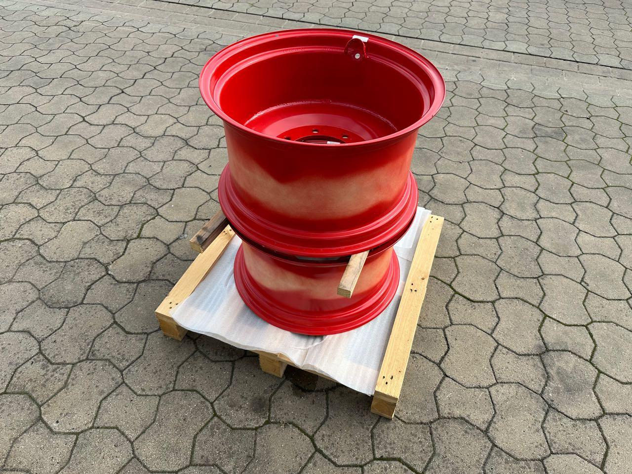 Grasdorf Felgen 14 x 24/W ET -80 - Vanne: kuva Grasdorf Felgen 14 x 24/W ET -80 - Vanne Grasdorf Felgen 14 x 24/W ET -80 - Vanne: kuva Grasdorf Felgen 14 x 24/W ET -80 - Vanne
