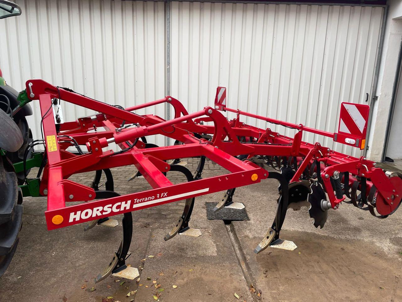 Horsch Terrano 3FX - Kultivaattori: kuva Horsch Terrano 3FX - Kultivaattori Horsch Terrano 3FX - Kultivaattori: kuva Horsch Terrano 3FX - Kultivaattori