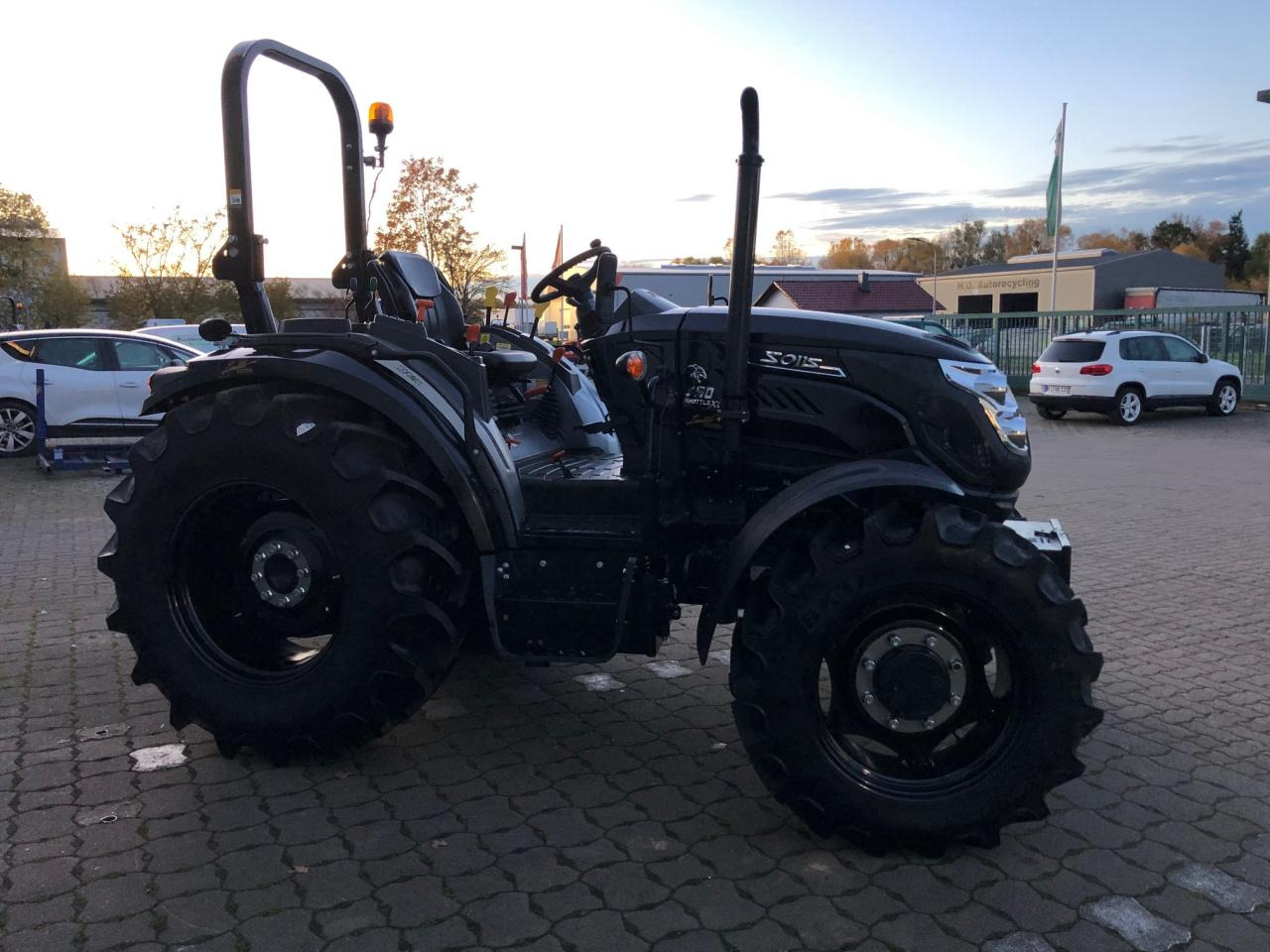 Solis 50 Stage V Panther - Traktori: kuva Solis 50 Stage V Panther - Traktori Solis 50 Stage V Panther - Traktori: kuva Solis 50 Stage V Panther - Traktori