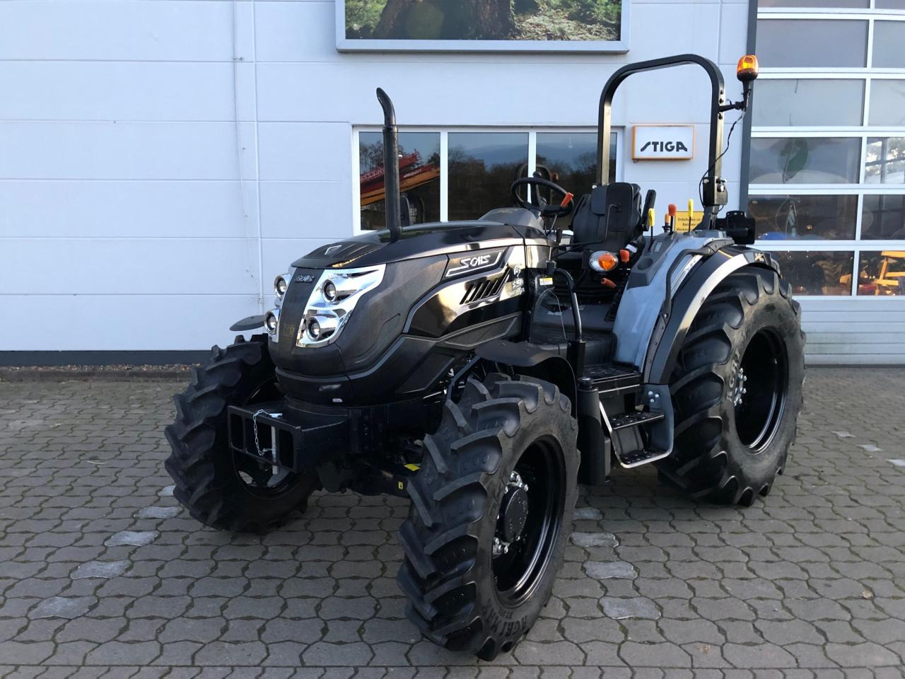 Solis 50 Stage V Panther - Traktori: kuva Solis 50 Stage V Panther - Traktori Solis 50 Stage V Panther - Traktori: kuva Solis 50 Stage V Panther - Traktori