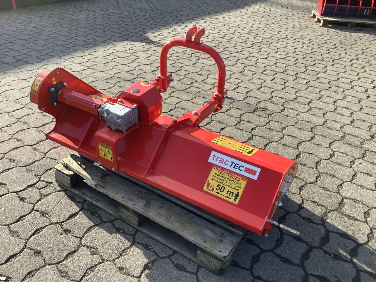 Tractec 16.132 Heckmulcher - Kesantomurskain: kuva tractec 16.132 Heckmulcher - Kesantomurskain Tractec 16.132 Heckmulcher - Kesantomurskain: kuva tractec 16.132 Heckmulcher - Kesantomurskain