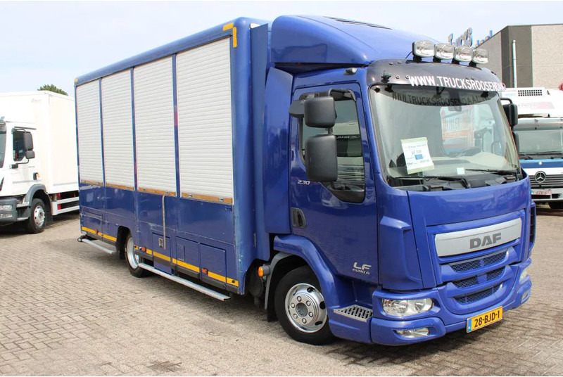 DAF LF 230 + EURO 6 - Eläinten kuljetus kuorma-auto: kuva DAF LF 230 + EURO 6 - Eläinten kuljetus kuorma-auto DAF LF 230 + EURO 6 - Eläinten kuljetus kuorma-auto: kuva DAF LF 230 + EURO 6 - Eläinten kuljetus kuorma-auto