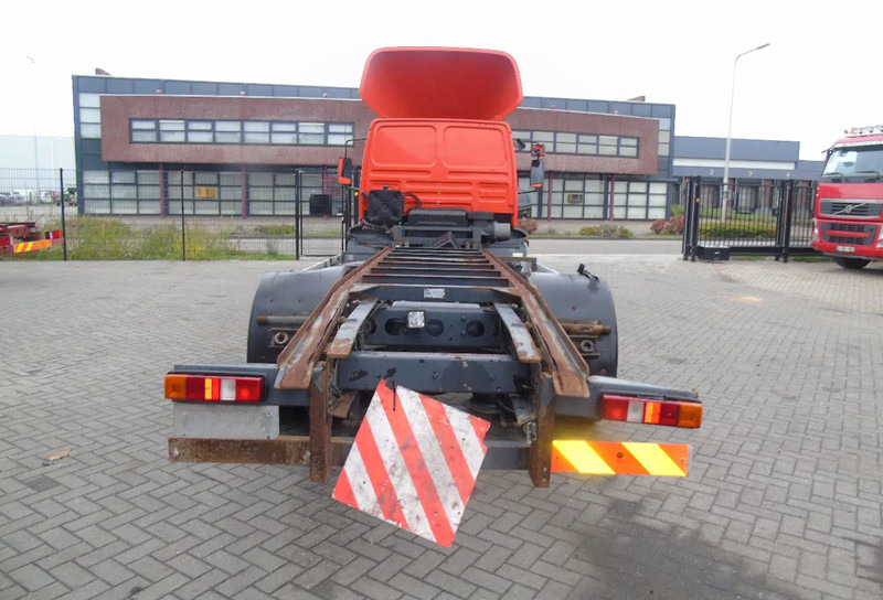 DAF LF 55.160 + EURO 2 + MANUAL + 12T - Kuorma-auto alusta: kuva DAF LF 55.160 + EURO 2 + MANUAL + 12T - Kuorma-auto alusta DAF LF 55.160 + EURO 2 + MANUAL + 12T - Kuorma-auto alusta: kuva DAF LF 55.160 + EURO 2 + MANUAL + 12T - Kuorma-auto alusta