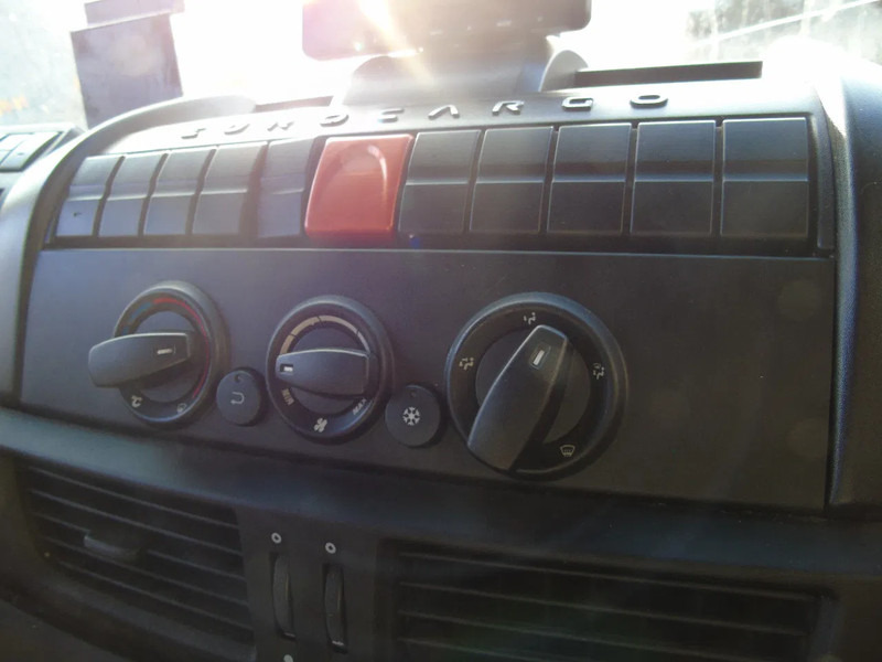 Umpikori kuorma-auto Iveco Eurocargo 120E22 + BROKEN ENGINE + EURO 6: kuva Umpikori kuorma-auto Iveco Eurocargo 120E22 + BROKEN ENGINE + EURO 6 Umpikori kuorma-auto Iveco Eurocargo 120E22 + BROKEN ENGINE + EURO 6: kuva Umpikori kuorma-auto Iveco Eurocargo 120E22 + BROKEN ENGINE + EURO 6