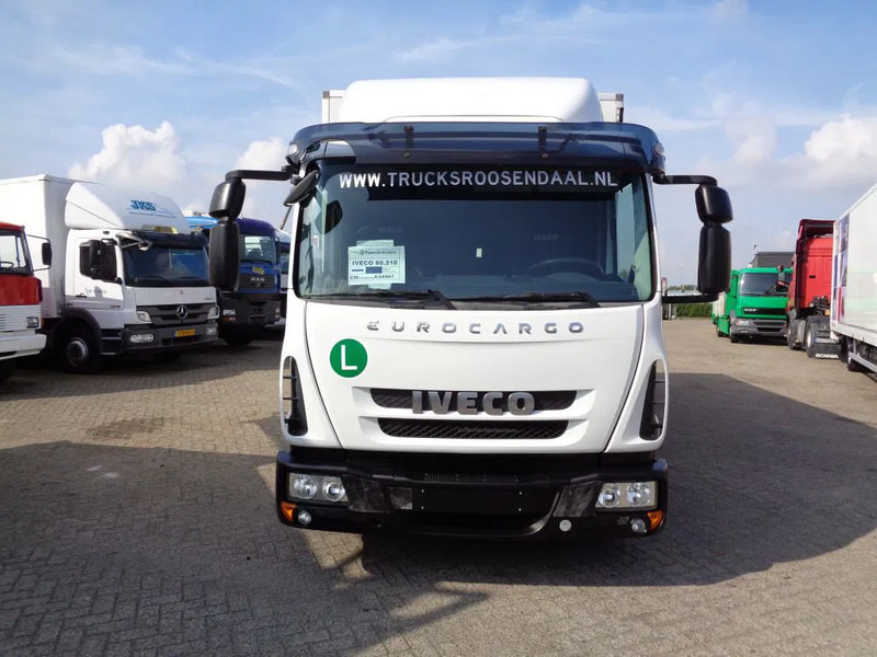 Iveco Eurocargo 80EL21 Manual + Euro 6 + Dhollandia Lift - Pressukapelli kuorma-auto: kuva Iveco Eurocargo 80EL21 Manual + Euro 6 + Dhollandia Lift - Pressukapelli kuorma-auto Iveco Eurocargo 80EL21 Manual + Euro 6 + Dhollandia Lift - Pressukapelli kuorma-auto: kuva Iveco Eurocargo 80EL21 Manual + Euro 6 + Dhollandia Lift - Pressukapelli kuorma-auto