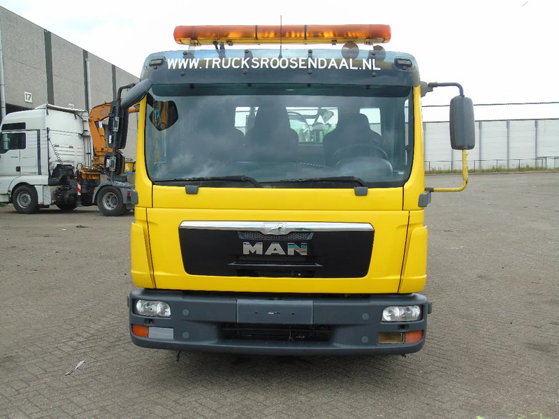 MAN TGL 8.180 + winch + MANUAL + EURO 5 + system working - Kuljetin kuorma-auto: kuva MAN TGL 8.180 + winch + MANUAL + EURO 5 + system working - Kuljetin kuorma-auto MAN TGL 8.180 + winch + MANUAL + EURO 5 + system working - Kuljetin kuorma-auto: kuva MAN TGL 8.180 + winch + MANUAL + EURO 5 + system working - Kuljetin kuorma-auto