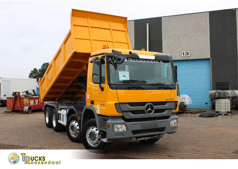 Mercedes-Benz Actros 3241 8x4 + SPRING SPRING BLATT + EURO 5 - Kippiauto kuorma-auto: kuva Mercedes-Benz Actros 3241 8x4 + SPRING SPRING BLATT + EURO 5 - Kippiauto kuorma-auto Mercedes-Benz Actros 3241 8x4 + SPRING SPRING BLATT + EURO 5 - Kippiauto kuorma-auto: kuva Mercedes-Benz Actros 3241 8x4 + SPRING SPRING BLATT + EURO 5 - Kippiauto kuorma-auto