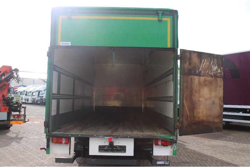 Umpikori kuorma-auto Mercedes-Benz Atego 1018 + EURO 5 + LIFT: kuva Umpikori kuorma-auto Mercedes-Benz Atego 1018 + EURO 5 + LIFT
