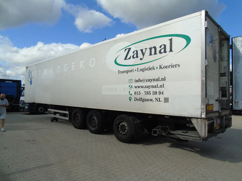 Pacton 3x SAF + carrier vector 1800 + lift - Refrigeraattori puoliperävaunu: kuva Pacton 3x SAF + carrier vector 1800 + lift - Refrigeraattori puoliperävaunu Pacton 3x SAF + carrier vector 1800 + lift - Refrigeraattori puoliperävaunu: kuva Pacton 3x SAF + carrier vector 1800 + lift - Refrigeraattori puoliperävaunu