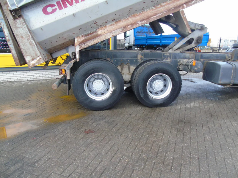 Renault Kerax 420 DCI + MANUAL + SPRING + 6X4 + PERFECT - Kippiauto kuorma-auto: kuva Renault Kerax 420 DCI + MANUAL + SPRING + 6X4 + PERFECT - Kippiauto kuorma-auto Renault Kerax 420 DCI + MANUAL + SPRING + 6X4 + PERFECT - Kippiauto kuorma-auto: kuva Renault Kerax 420 DCI + MANUAL + SPRING + 6X4 + PERFECT - Kippiauto kuorma-auto