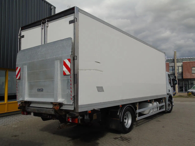 Renault Premium 370DXI + EURO 5 + MANUAL + 19T - Refrigeraattori kuorma-auto: kuva Renault Premium 370DXI + EURO 5 + MANUAL + 19T - Refrigeraattori kuorma-auto Renault Premium 370DXI + EURO 5 + MANUAL + 19T - Refrigeraattori kuorma-auto: kuva Renault Premium 370DXI + EURO 5 + MANUAL + 19T - Refrigeraattori kuorma-auto