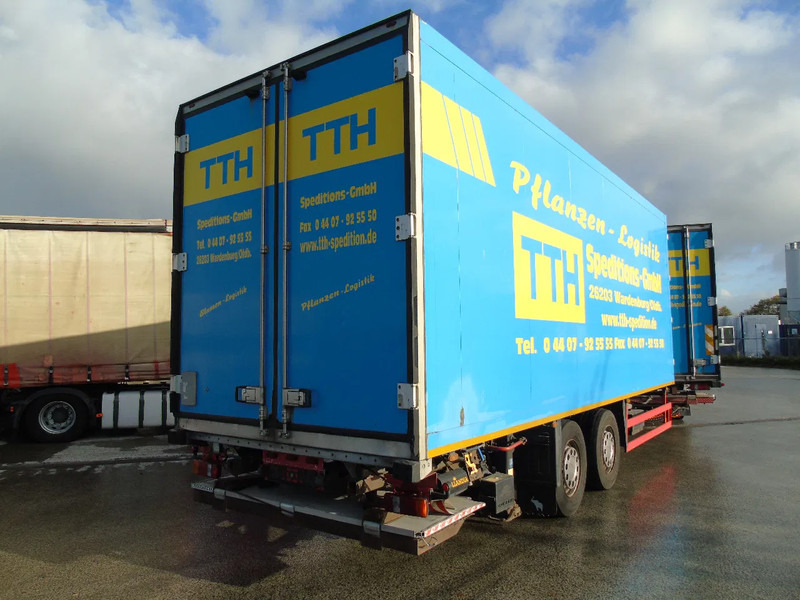 Schmitz Cargobull 2 AXLE + CARRIER + DHOLLANDIA LOADLIFT - Refrigeraattori perävaunu: kuva Schmitz Cargobull 2 AXLE + CARRIER + DHOLLANDIA LOADLIFT - Refrigeraattori perävaunu Schmitz Cargobull 2 AXLE + CARRIER + DHOLLANDIA LOADLIFT - Refrigeraattori perävaunu: kuva Schmitz Cargobull 2 AXLE + CARRIER + DHOLLANDIA LOADLIFT - Refrigeraattori perävaunu