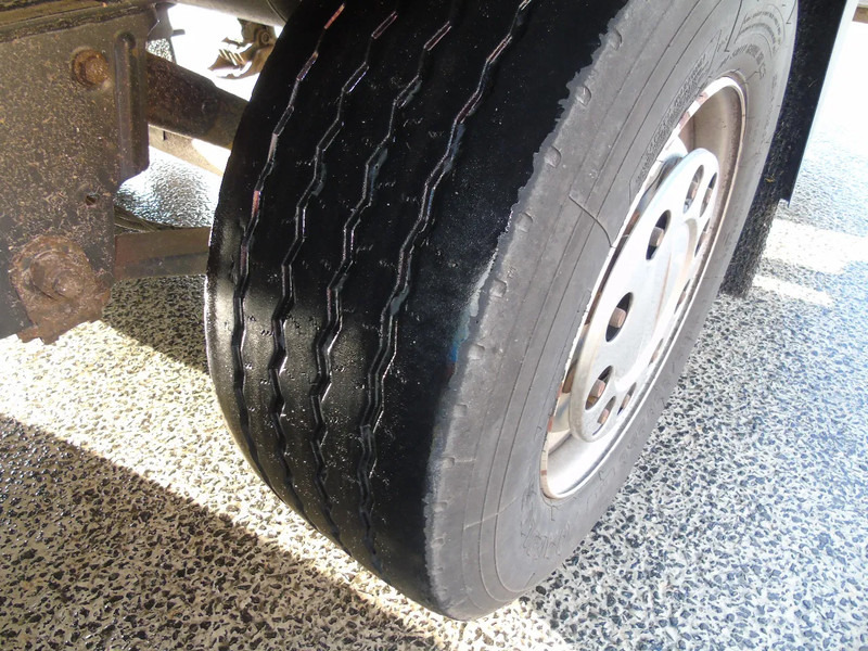 Schmitz Cargobull 2 AXLE + CARRIER + DHOLLANDIA LOADLIFT - Refrigeraattori perävaunu: kuva Schmitz Cargobull 2 AXLE + CARRIER + DHOLLANDIA LOADLIFT - Refrigeraattori perävaunu Schmitz Cargobull 2 AXLE + CARRIER + DHOLLANDIA LOADLIFT - Refrigeraattori perävaunu: kuva Schmitz Cargobull 2 AXLE + CARRIER + DHOLLANDIA LOADLIFT - Refrigeraattori perävaunu