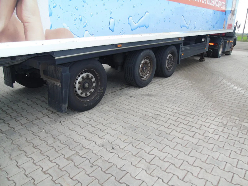 Refrigeraattori puoliperävaunu Schmitz Cargobull + CARRIER VECTOR 1950 + LIFT + APK 07-26: kuva Refrigeraattori puoliperävaunu Schmitz Cargobull + CARRIER VECTOR 1950 + LIFT + APK 07-26 Refrigeraattori puoliperävaunu Schmitz Cargobull + CARRIER VECTOR 1950 + LIFT + APK 07-26: kuva Refrigeraattori puoliperävaunu Schmitz Cargobull + CARRIER VECTOR 1950 + LIFT + APK 07-26