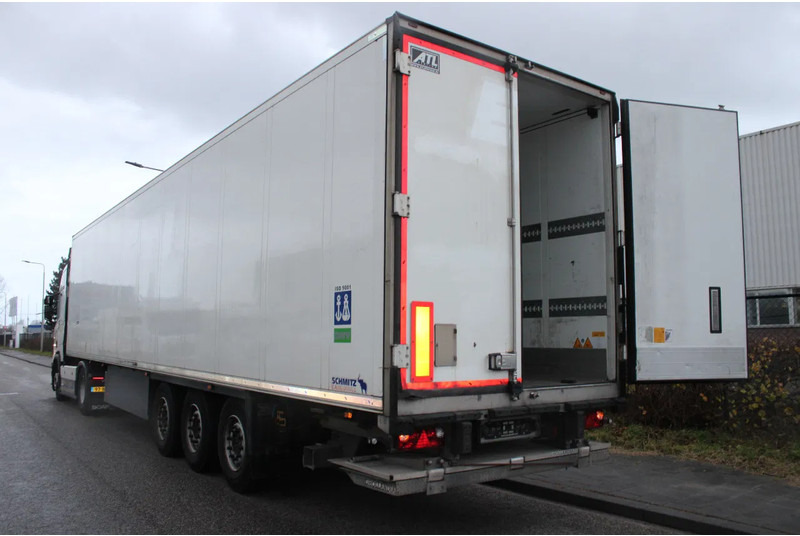 Schmitz Cargobull + carrier vector 1350 + ATP + 264 height - Refrigeraattori puoliperävaunu: kuva Schmitz Cargobull + carrier vector 1350 + ATP + 264 height - Refrigeraattori puoliperävaunu Schmitz Cargobull + carrier vector 1350 + ATP + 264 height - Refrigeraattori puoliperävaunu: kuva Schmitz Cargobull + carrier vector 1350 + ATP + 264 height - Refrigeraattori puoliperävaunu