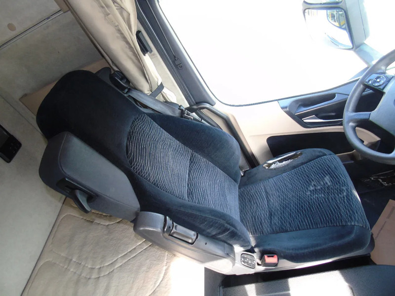 Vetopöytäauto Mercedes-Benz Actros 1842 + euro 5 + spoiler: kuva Vetopöytäauto Mercedes-Benz Actros 1842 + euro 5 + spoiler