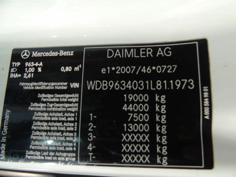 Vetopöytäauto Mercedes-Benz Actros 1842 + euro 5 + spoiler: kuva Vetopöytäauto Mercedes-Benz Actros 1842 + euro 5 + spoiler