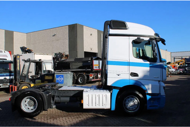 Mercedes-Benz Actros 1936 + EURO 6 - Vetopöytäauto: kuva Mercedes-Benz Actros 1936 + EURO 6 - Vetopöytäauto Mercedes-Benz Actros 1936 + EURO 6 - Vetopöytäauto: kuva Mercedes-Benz Actros 1936 + EURO 6 - Vetopöytäauto