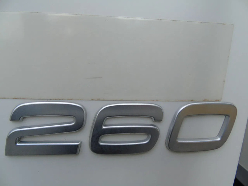 Volvo FE 260 + THERMO KING + DHOLLANDIA LOADLIFT - Refrigeraattori kuorma-auto: kuva Volvo FE 260 + THERMO KING + DHOLLANDIA LOADLIFT - Refrigeraattori kuorma-auto Volvo FE 260 + THERMO KING + DHOLLANDIA LOADLIFT - Refrigeraattori kuorma-auto: kuva Volvo FE 260 + THERMO KING + DHOLLANDIA LOADLIFT - Refrigeraattori kuorma-auto