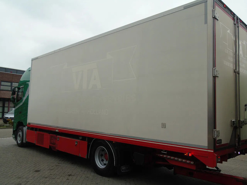 Volvo FH 460 + TRS + COMBI + EURO 6 - Refrigeraattori kuorma-auto: kuva Volvo FH 460 + TRS + COMBI + EURO 6 - Refrigeraattori kuorma-auto Volvo FH 460 + TRS + COMBI + EURO 6 - Refrigeraattori kuorma-auto: kuva Volvo FH 460 + TRS + COMBI + EURO 6 - Refrigeraattori kuorma-auto
