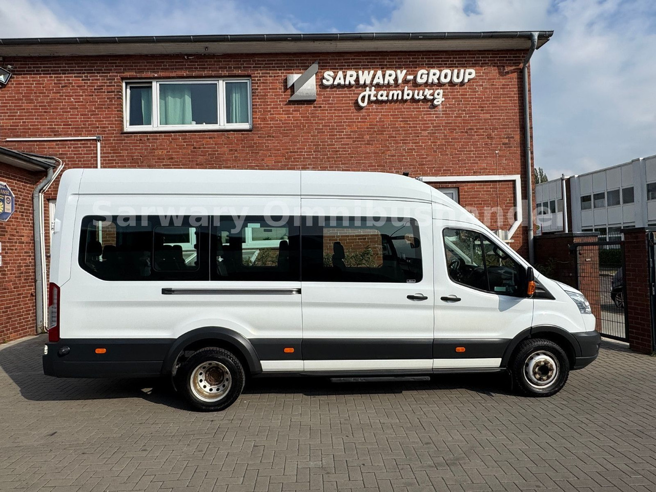 Ford Transit*18 Sitze*Klima*EURO 6*Webasto*Sprinter* - Minibussi, Pikkubussi: kuva Ford Transit*18 Sitze*Klima*EURO 6*Webasto*Sprinter* - Minibussi, Pikkubussi Ford Transit*18 Sitze*Klima*EURO 6*Webasto*Sprinter* - Minibussi, Pikkubussi: kuva Ford Transit*18 Sitze*Klima*EURO 6*Webasto*Sprinter* - Minibussi, Pikkubussi