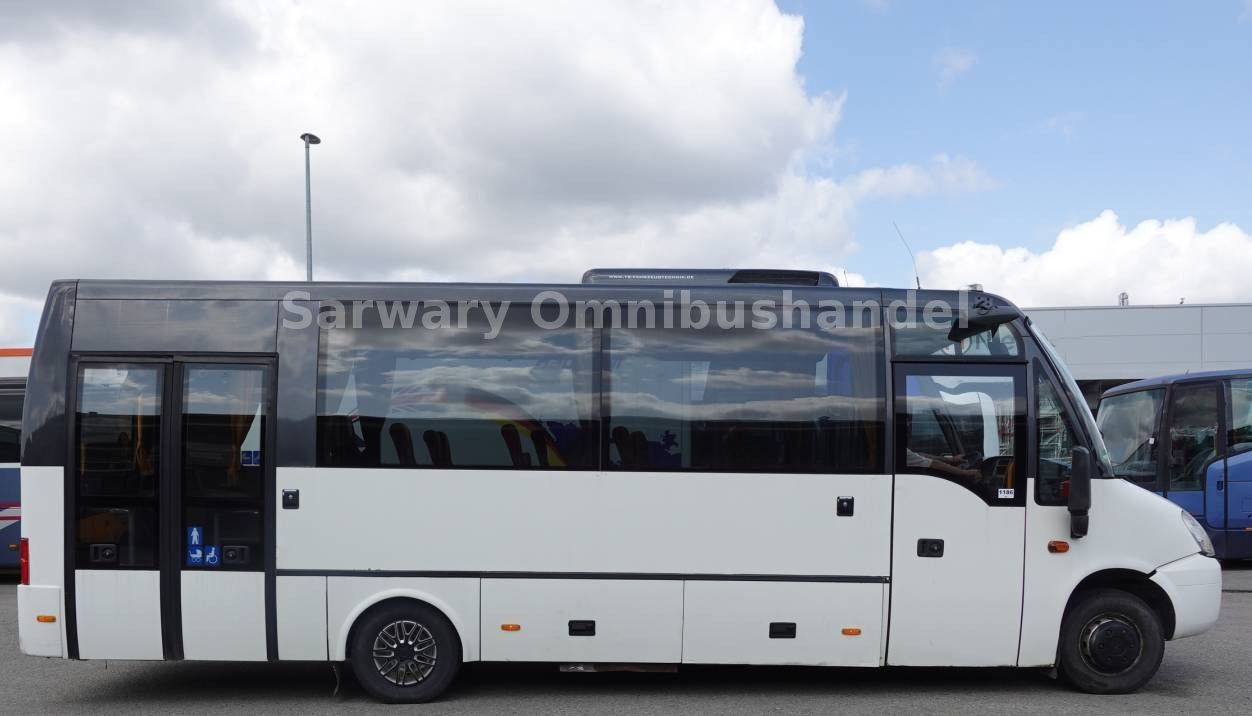 Iveco 65C17 *Klima *Euro5*Wing*Daily*Mago*Rapido*City - Minibussi, Pikkubussi: kuva  Iveco 65C17 *Klima *Euro5*Wing*Daily*Mago*Rapido*City - Minibussi, Pikkubussi Iveco 65C17 *Klima *Euro5*Wing*Daily*Mago*Rapido*City - Minibussi, Pikkubussi: kuva  Iveco 65C17 *Klima *Euro5*Wing*Daily*Mago*Rapido*City - Minibussi, Pikkubussi