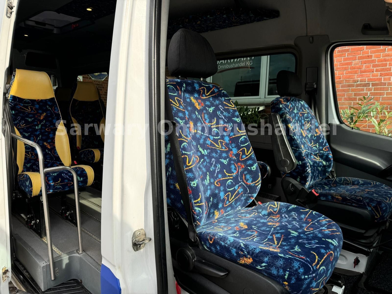 Minibussi, Pikkubussi Mercedes-Benz 516 CDI Sprinter*Euro 5* Klima*17 Sitze*Lift*519: kuva Minibussi, Pikkubussi Mercedes-Benz 516 CDI Sprinter*Euro 5* Klima*17 Sitze*Lift*519 Minibussi, Pikkubussi Mercedes-Benz 516 CDI Sprinter*Euro 5* Klima*17 Sitze*Lift*519: kuva Minibussi, Pikkubussi Mercedes-Benz 516 CDI Sprinter*Euro 5* Klima*17 Sitze*Lift*519