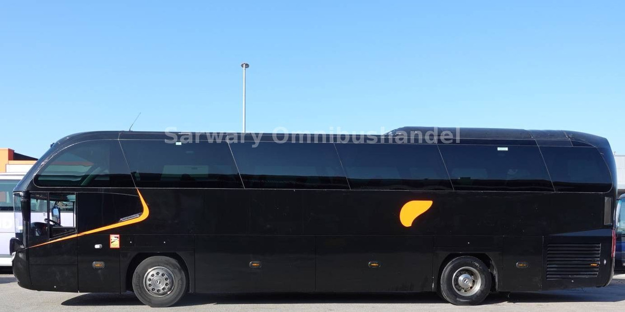 Neoplan N 1216 HD Cityliner*51 Sitze*P 14*Starliner*R 07 - Turistibussi: kuva Neoplan N 1216 HD Cityliner*51 Sitze*P 14*Starliner*R 07 - Turistibussi Neoplan N 1216 HD Cityliner*51 Sitze*P 14*Starliner*R 07 - Turistibussi: kuva Neoplan N 1216 HD Cityliner*51 Sitze*P 14*Starliner*R 07 - Turistibussi