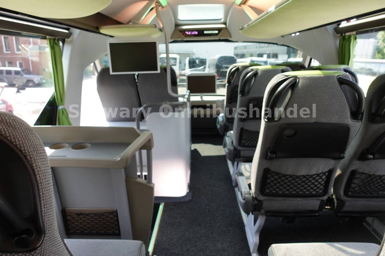 Kaksikerroksinen linja Neoplan Skyliner L *P06*79-Sitze*Setra*531*Astromega*: kuva Kaksikerroksinen linja Neoplan Skyliner L *P06*79-Sitze*Setra*531*Astromega*