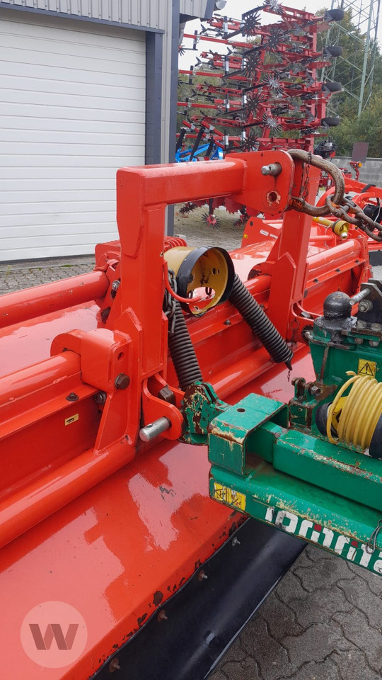 Dücker UM 27 E G7 - Kesantomurskain/ Vesakkomurskain: kuva Dücker UM 27 E G7 - Kesantomurskain/ Vesakkomurskain Dücker UM 27 E G7 - Kesantomurskain/ Vesakkomurskain: kuva Dücker UM 27 E G7 - Kesantomurskain/ Vesakkomurskain