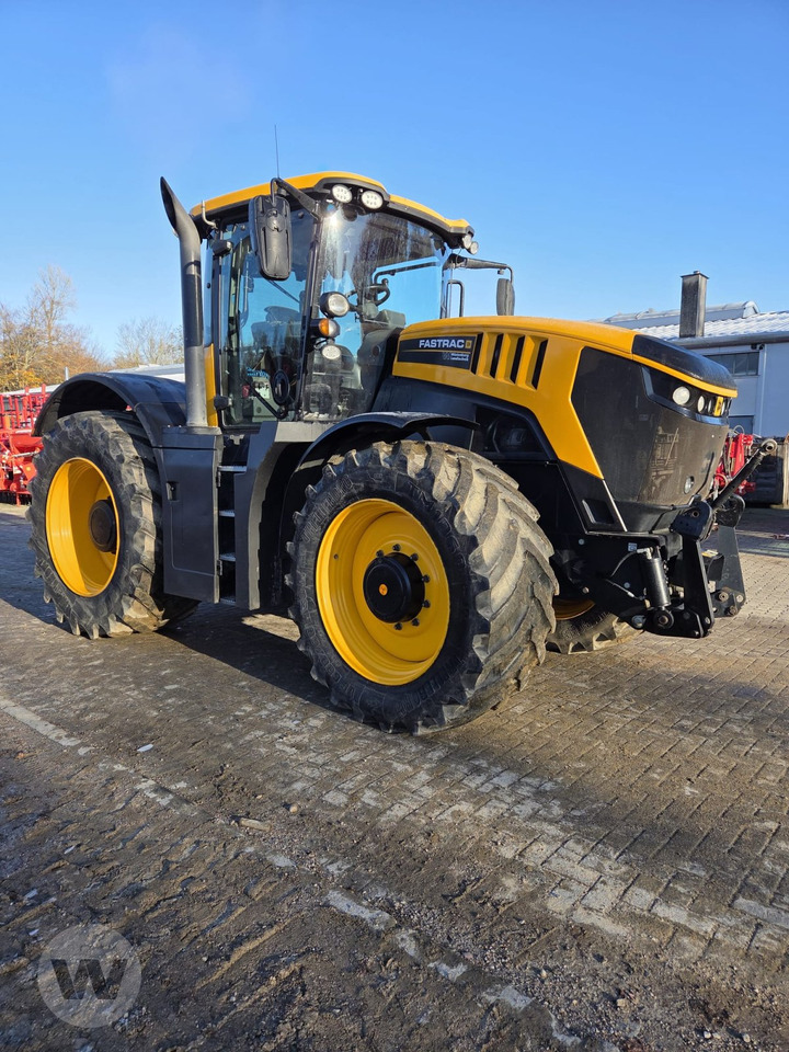 JCB FasTrac 8330 - Traktori: kuva JCB FasTrac 8330 - Traktori JCB FasTrac 8330 - Traktori: kuva JCB FasTrac 8330 - Traktori