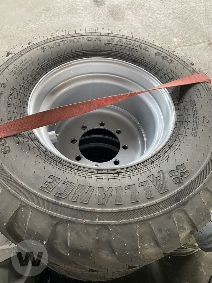 Krone 600/50 R 22,5 - Täydellinen pyörä: kuva Krone 600/50 R 22,5 - Täydellinen pyörä Krone 600/50 R 22,5 - Täydellinen pyörä: kuva Krone 600/50 R 22,5 - Täydellinen pyörä