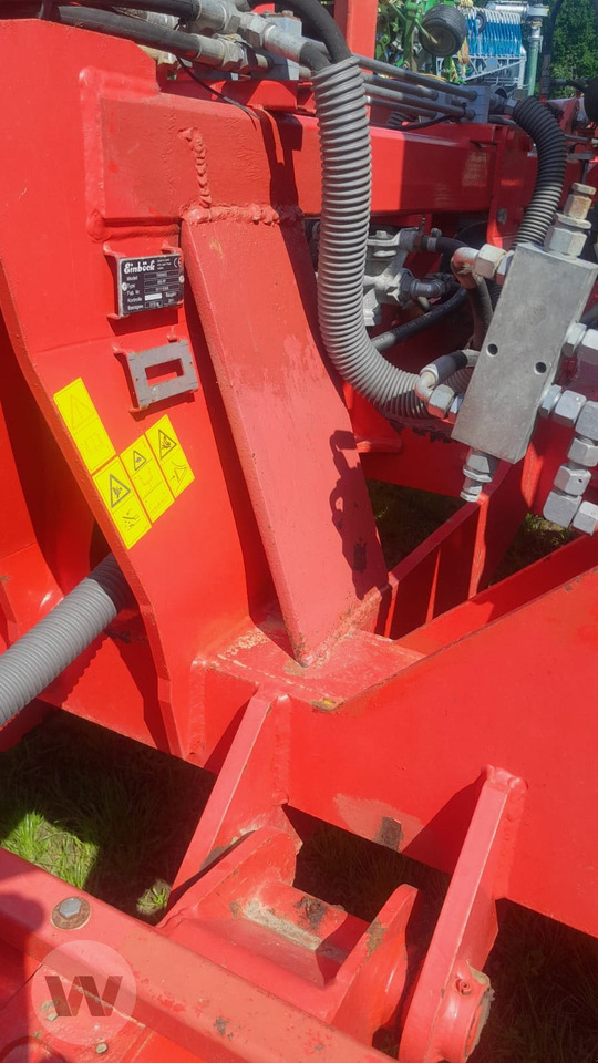 Lautasäes Kverneland Taranis 600 RP: kuva Lautasäes Kverneland Taranis 600 RP