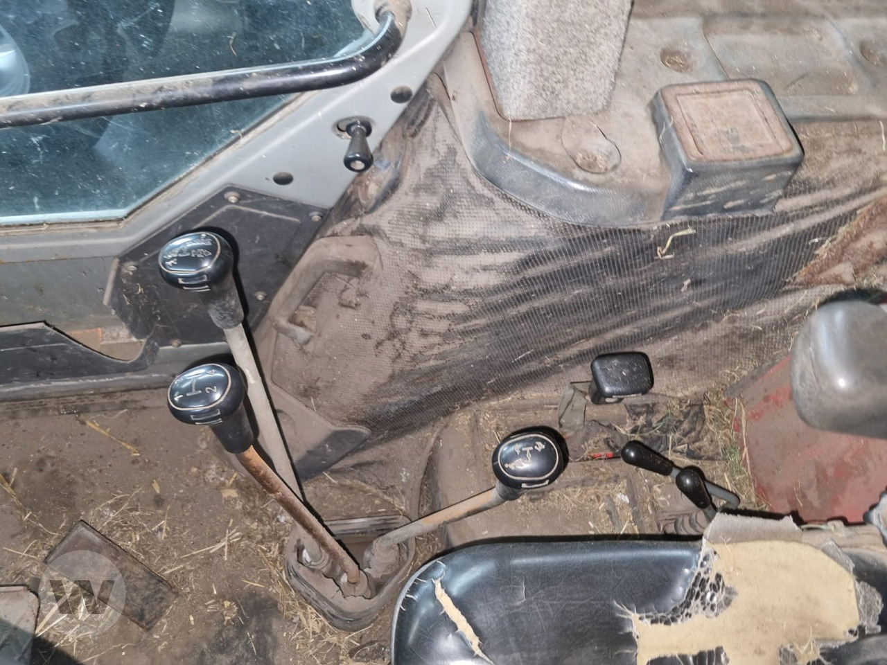 Massey Ferguson 397 - Traktori: kuva Massey Ferguson 397 - Traktori Massey Ferguson 397 - Traktori: kuva Massey Ferguson 397 - Traktori