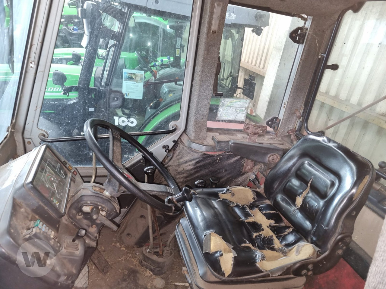 Massey Ferguson 397 - Traktori: kuva Massey Ferguson 397 - Traktori Massey Ferguson 397 - Traktori: kuva Massey Ferguson 397 - Traktori