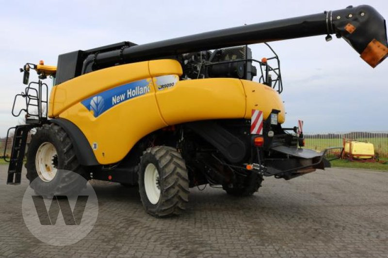 New Holland CR 9090 - Leikkuupuimuri: kuva New Holland CR 9090 - Leikkuupuimuri New Holland CR 9090 - Leikkuupuimuri: kuva New Holland CR 9090 - Leikkuupuimuri