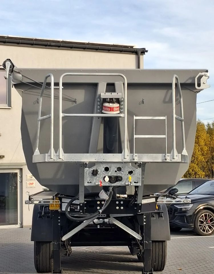 Kögel stalowa wywrotka 27 m3 - Kippiauto puoliperävaunu: kuva Kögel stalowa wywrotka 27 m3 - Kippiauto puoliperävaunu Kögel stalowa wywrotka 27 m3 - Kippiauto puoliperävaunu: kuva Kögel stalowa wywrotka 27 m3 - Kippiauto puoliperävaunu