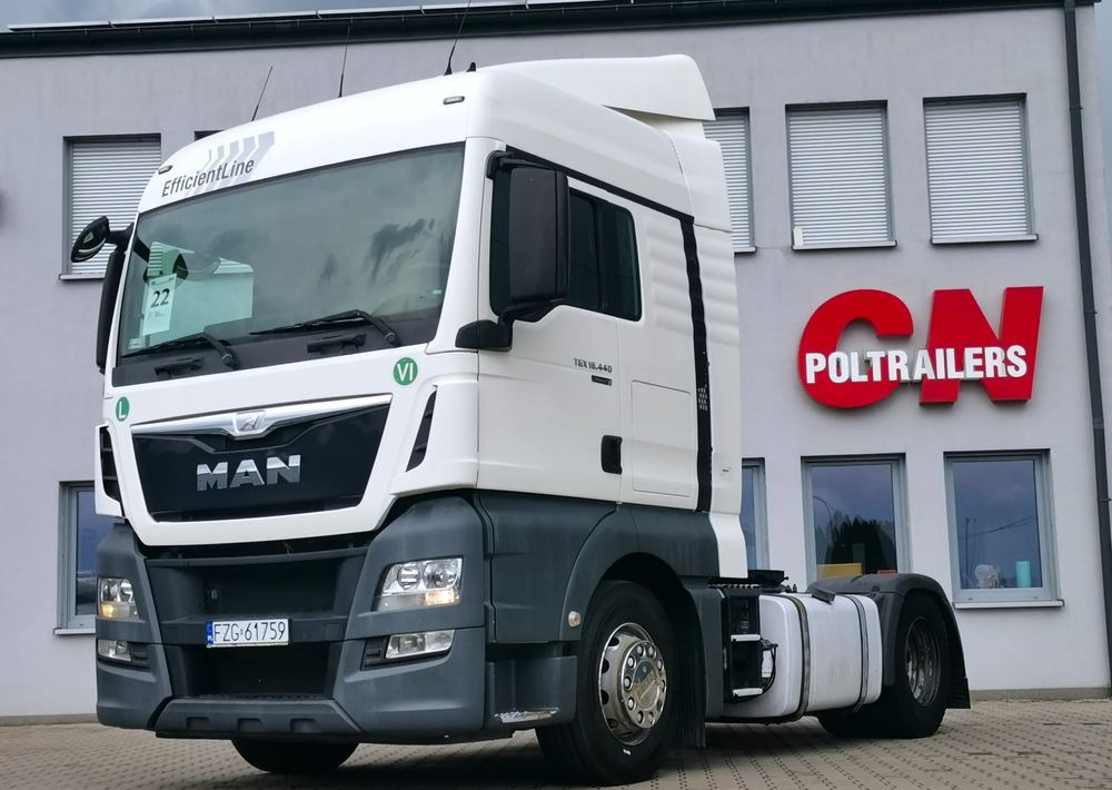 MAN Dostępne 3 szt. Standard i Mega TGX 18.440 - Vetopöytäauto: kuva MAN Dostępne 3 szt. Standard i Mega TGX 18.440 - Vetopöytäauto MAN Dostępne 3 szt. Standard i Mega TGX 18.440 - Vetopöytäauto: kuva MAN Dostępne 3 szt. Standard i Mega TGX 18.440 - Vetopöytäauto