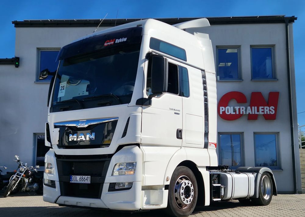 MAN TGX 18.440 XXL LOW DECK Automat - Vetopöytäauto: kuva MAN TGX 18.440 XXL LOW DECK Automat - Vetopöytäauto MAN TGX 18.440 XXL LOW DECK Automat - Vetopöytäauto: kuva MAN TGX 18.440 XXL LOW DECK Automat - Vetopöytäauto