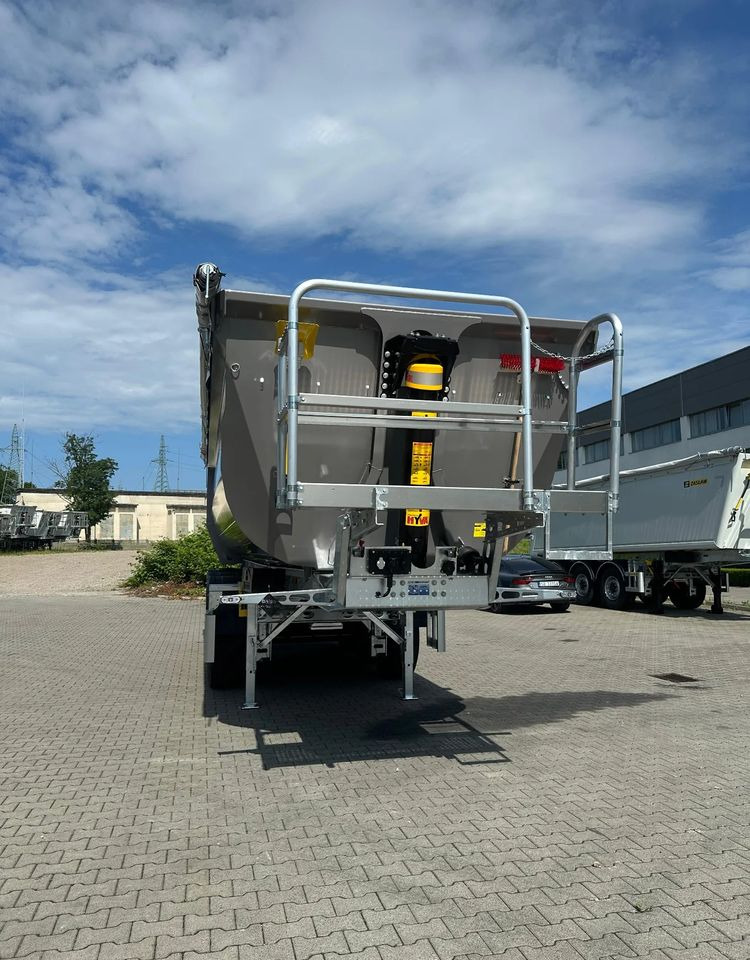 Zaslaw NOWY MODEL, CAŁA HARDOX 500 24/27m3 - Kippiauto puoliperävaunu: kuva Zaslaw NOWY MODEL, CAŁA HARDOX 500 24/27m3 - Kippiauto puoliperävaunu Zaslaw NOWY MODEL, CAŁA HARDOX 500 24/27m3 - Kippiauto puoliperävaunu: kuva Zaslaw NOWY MODEL, CAŁA HARDOX 500 24/27m3 - Kippiauto puoliperävaunu