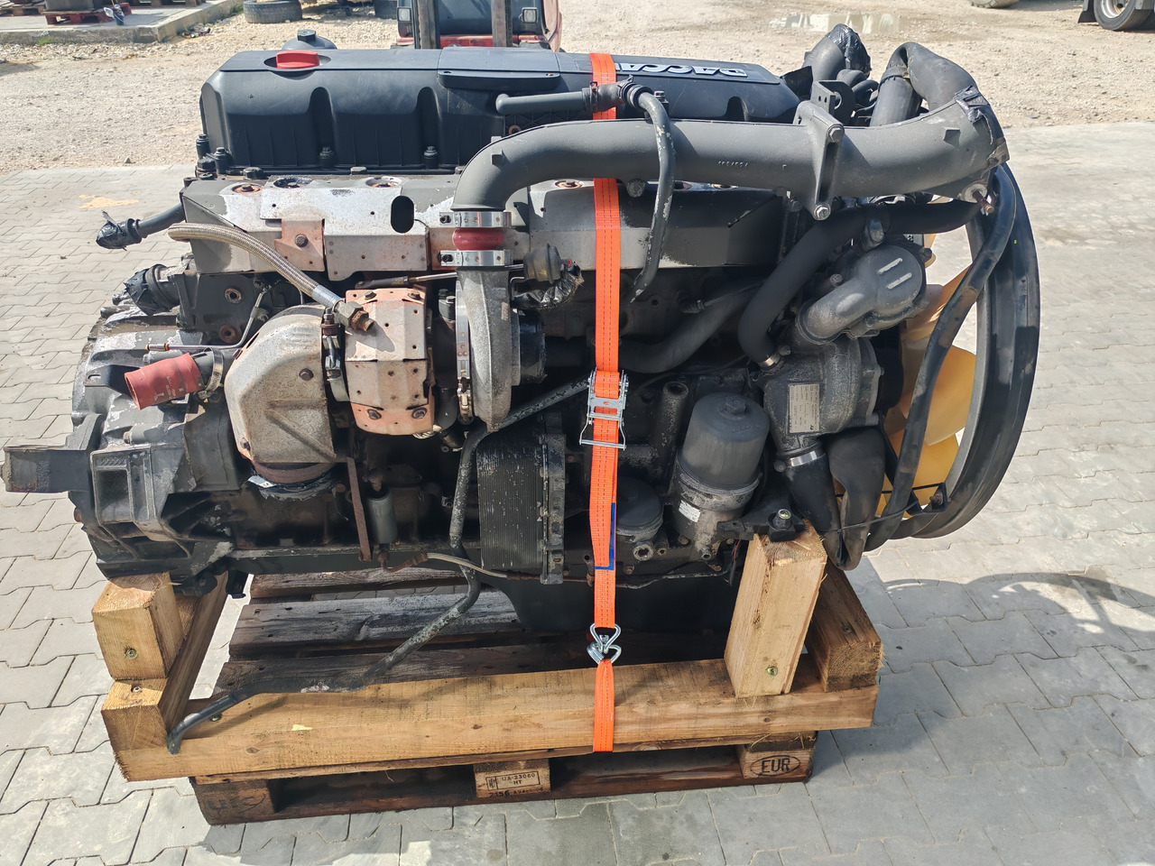 DAF XF CF ENGINE MX 340U1 / EURO5 / COMPLETE ENGINE / WORLDWIDE DELIVERY - Moottori: kuva DAF XF CF ENGINE MX 340U1 / EURO5 / COMPLETE ENGINE / WORLDWIDE DELIVERY - Moottori DAF XF CF ENGINE MX 340U1 / EURO5 / COMPLETE ENGINE / WORLDWIDE DELIVERY - Moottori: kuva DAF XF CF ENGINE MX 340U1 / EURO5 / COMPLETE ENGINE / WORLDWIDE DELIVERY - Moottori
